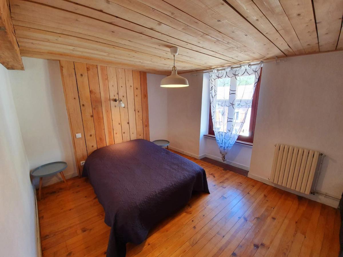 Maison A La Montagne Belcaire Kültér fotó